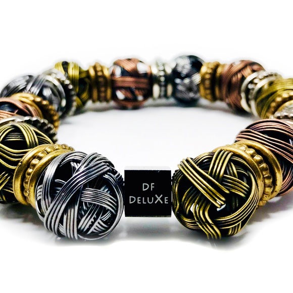 DF DeluXe Jewelry - BRACELET:  KING & QUEEN